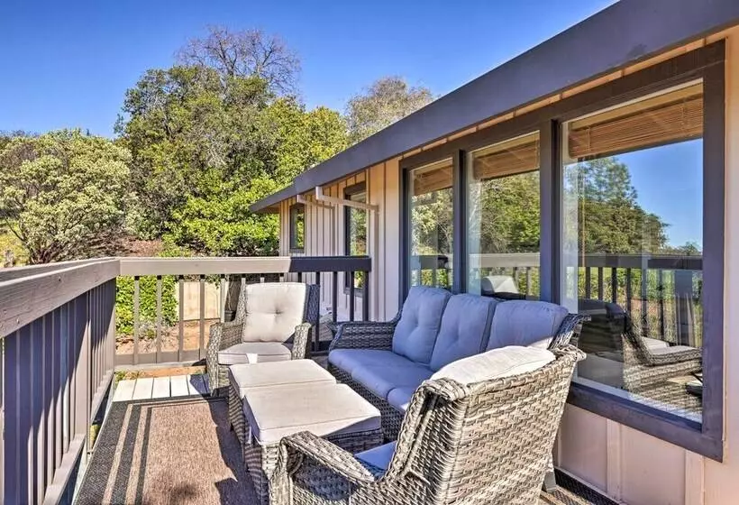 Garden, Balcony & Scenic View: Sonora Hideaway!