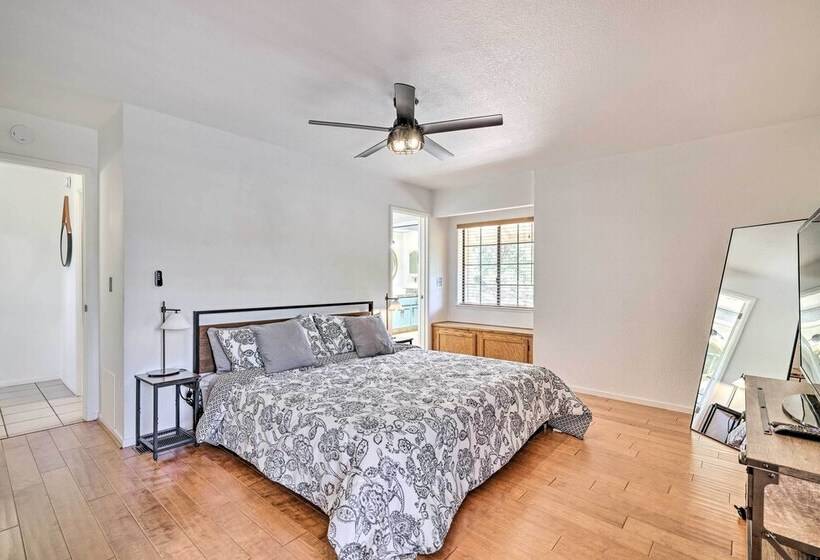 Garden, Balcony & Scenic View: Sonora Hideaway!