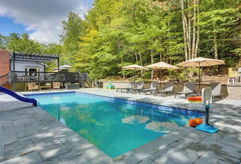 Spacious Ellenville Home W/ Pool & Game Room!