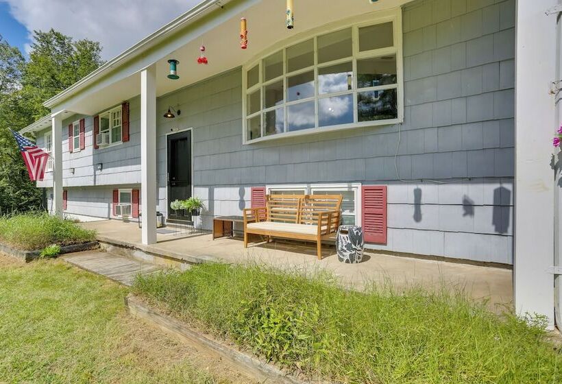 Spacious Ellenville Home W/ Pool & Game Room!