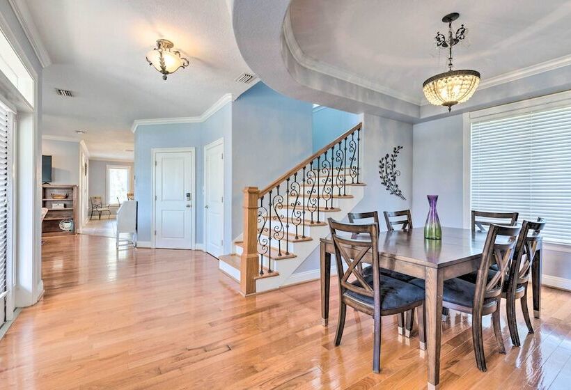 Spacious Gulf Shores Home: Private Pool + Deck!