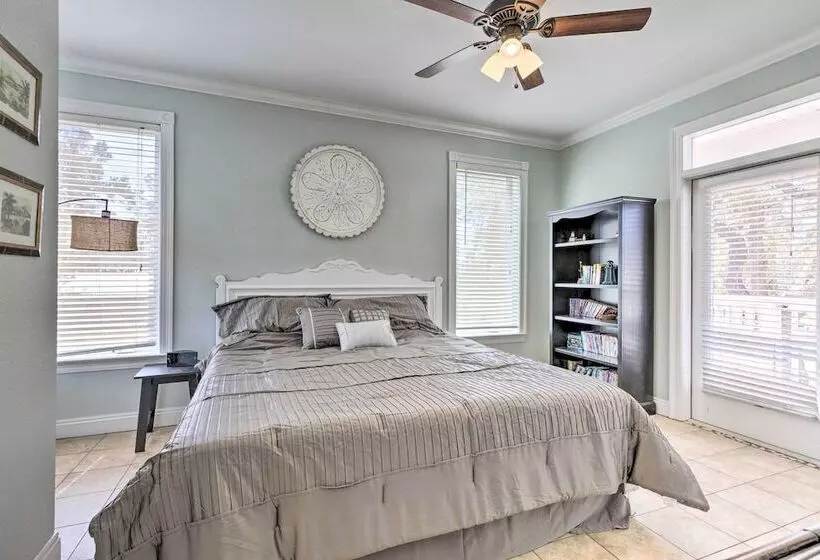 Spacious Gulf Shores Home: Private Pool + Deck!