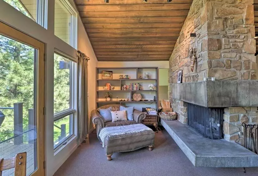 West Glacier Home W/ Majestic Mountain Views!