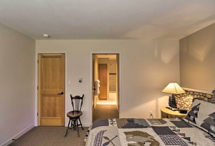 West Glacier Home W/ Majestic Mountain Views!