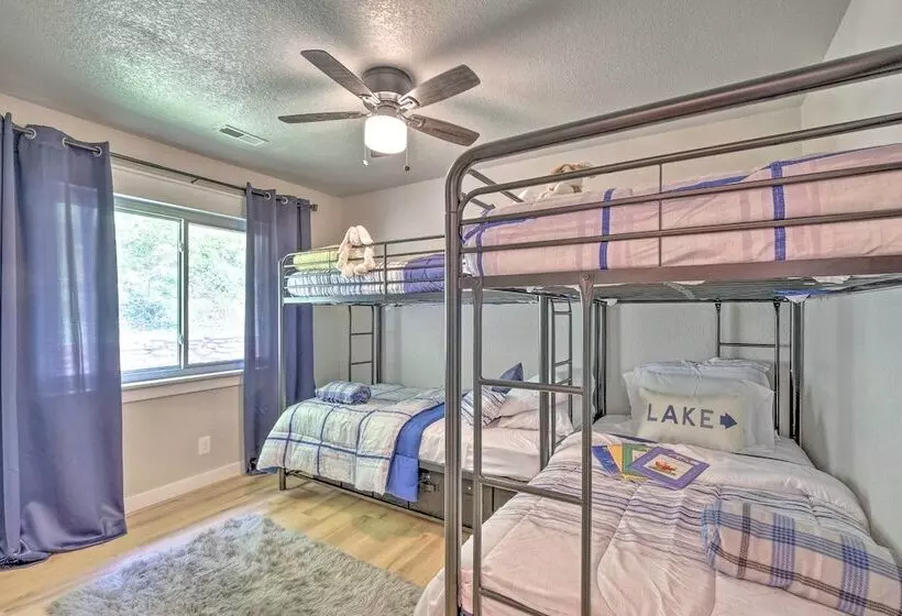 Upscale Cottage With Furnished Lake View Deck!