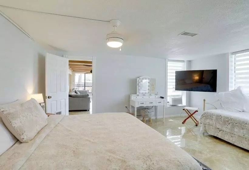 Waterfront Home W/ Game Room, 2 Miles To Beach!