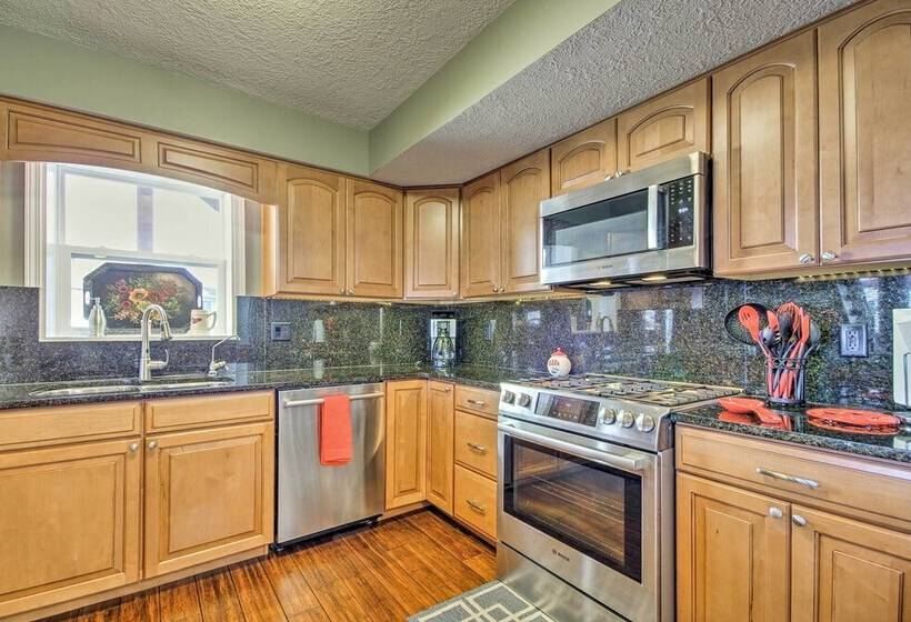 Bayview Lake House W/ Dock On Lake Of The Ozarks