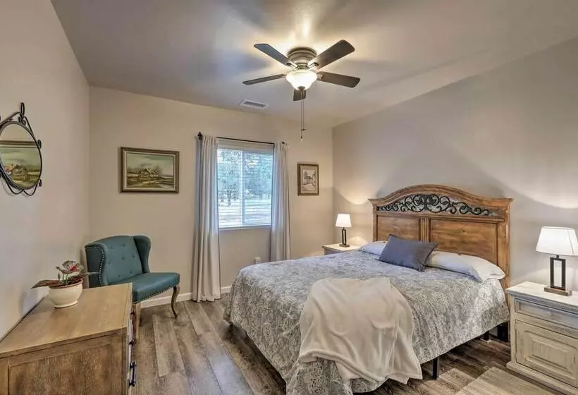 Ski Snow Bowl & Hike: Cozy Flagstaff Cottage!