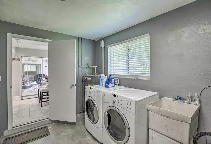 Bright Home W/ Dock & Canal View In Cape Coral!