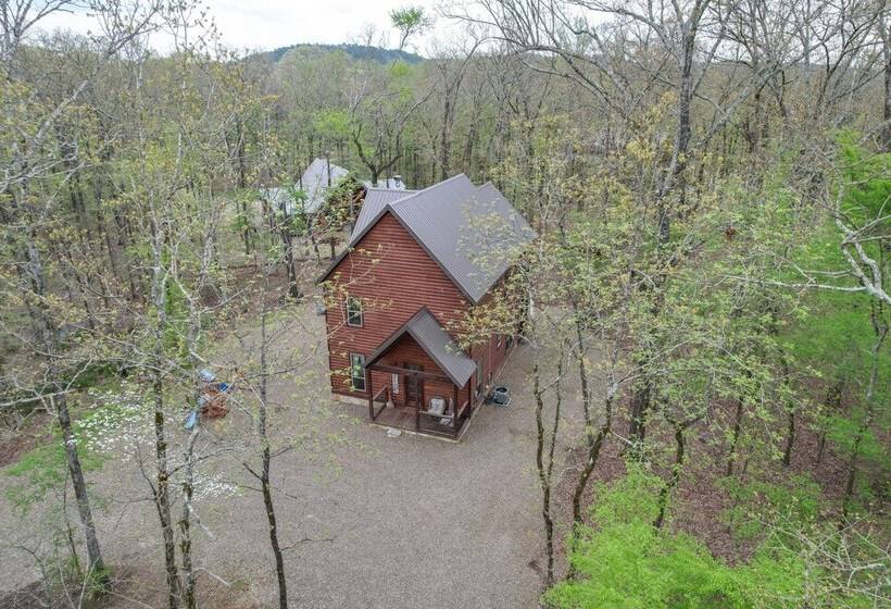 Broken Bow Cabin: 5 Mi To Beavers Bend Marina!