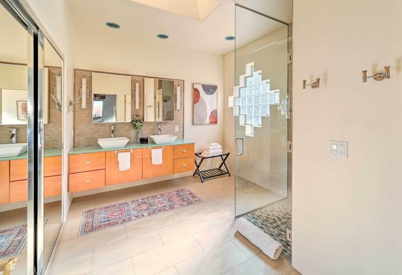 Central Sedona Home W/ Red Rock Mtn View, Fire Pit