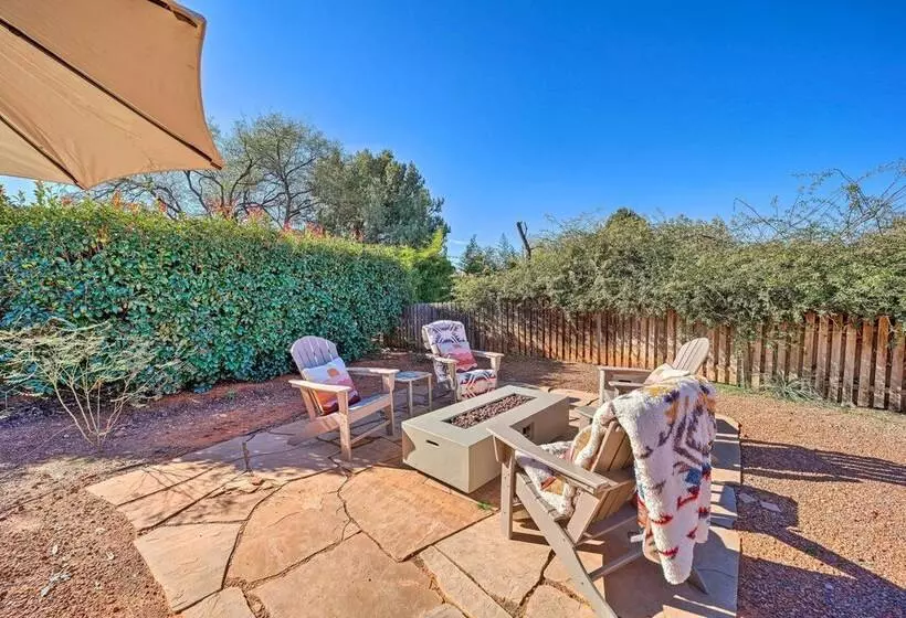 Central Sedona Home W/ Red Rock Mtn View, Fire Pit