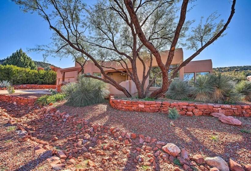 Central Sedona Home W/ Red Rock Mtn View, Fire Pit