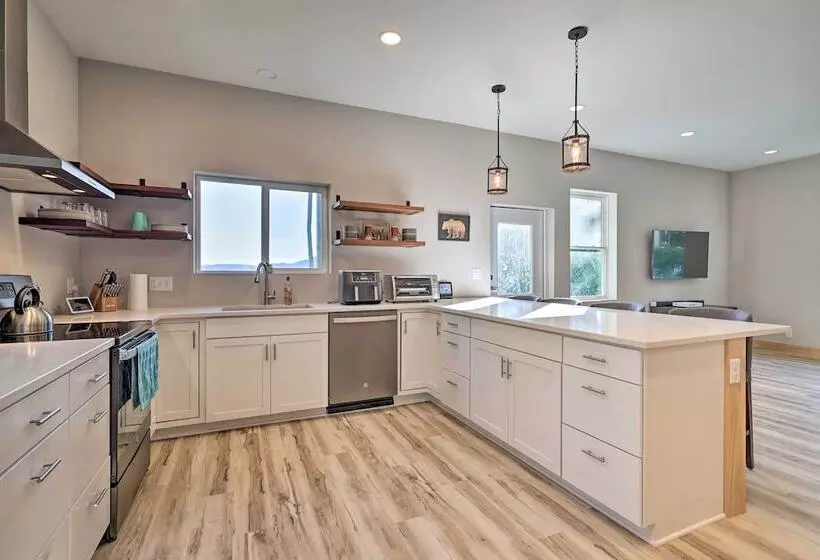 Charming Blue Ridge Mtn Home With Sauna + Grill!