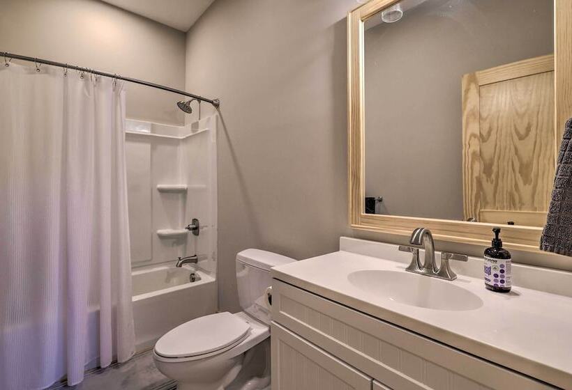 Charming Blue Ridge Mtn Home With Sauna + Grill!