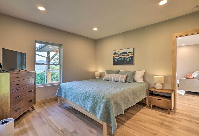 Charming Blue Ridge Mtn Home With Sauna + Grill!