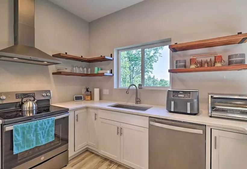 Charming Blue Ridge Mtn Home With Sauna + Grill!