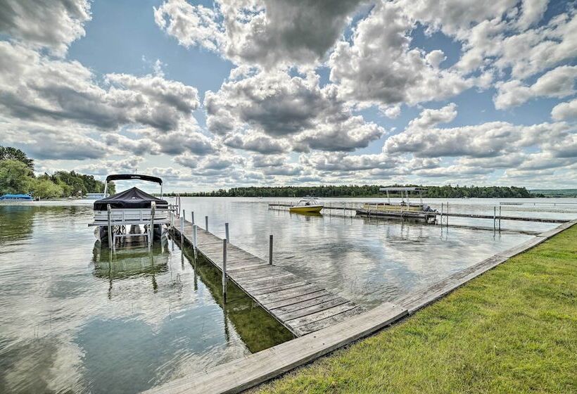 Charming Tiny Cottage 5 W/ Crooked Lake Access!