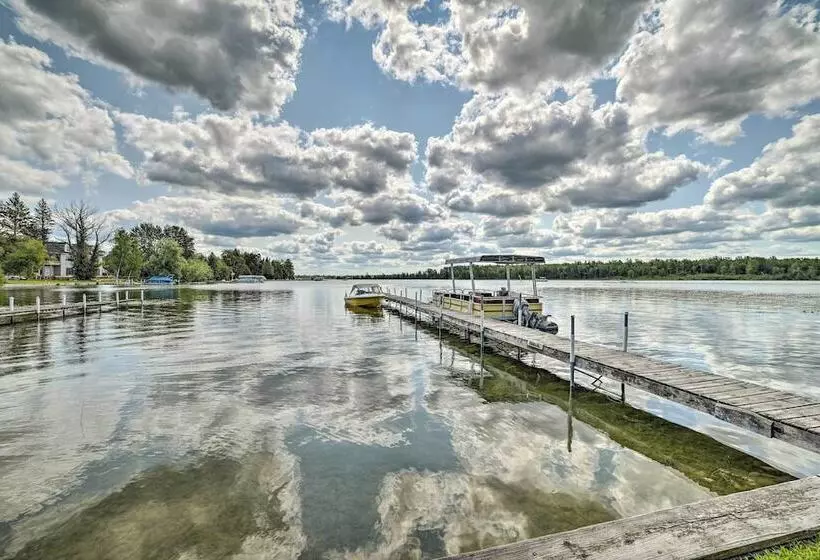 Charming Tiny Cottage 5 W/ Crooked Lake Access!