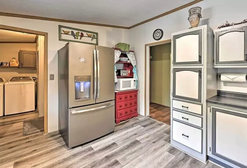 Charming White Lake Homestead W/ Fire Pit!