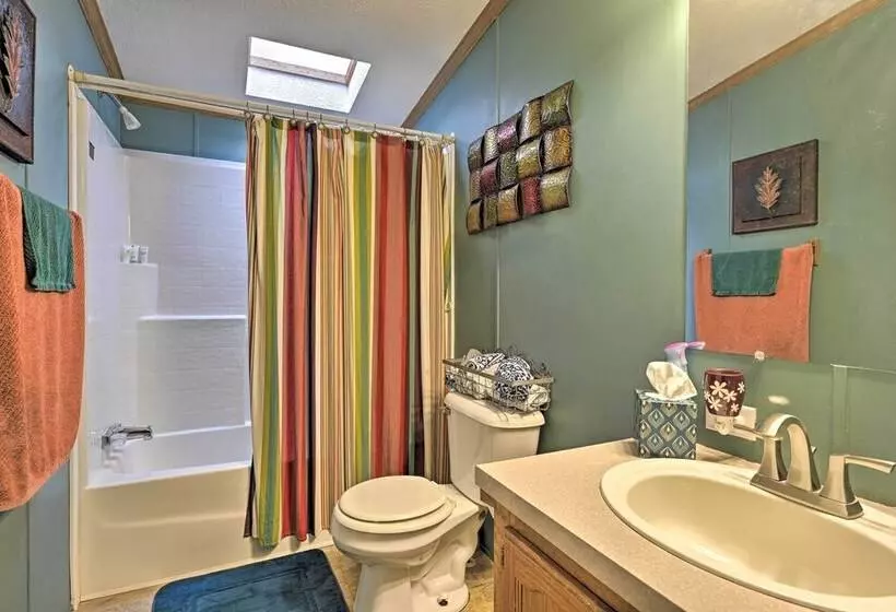 Charming White Lake Homestead W/ Fire Pit!