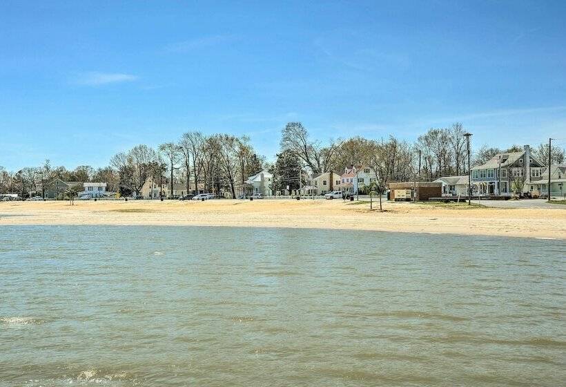 Colonial Beach House W/ Patio: 2 Blocks To Beach!