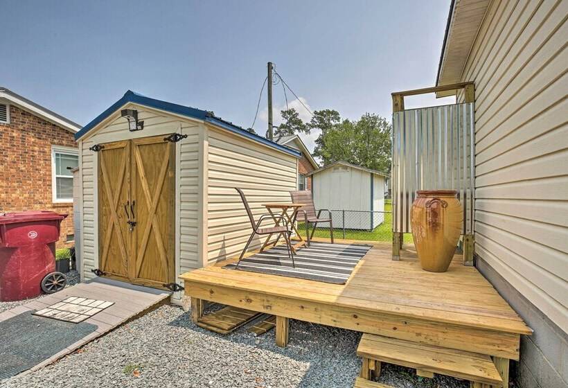 Cozy Pet Friendly Cottage: Walk To White Lake