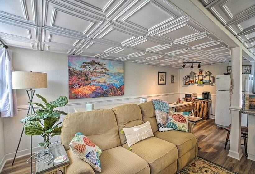 Cozy Pet Friendly Cottage: Walk To White Lake