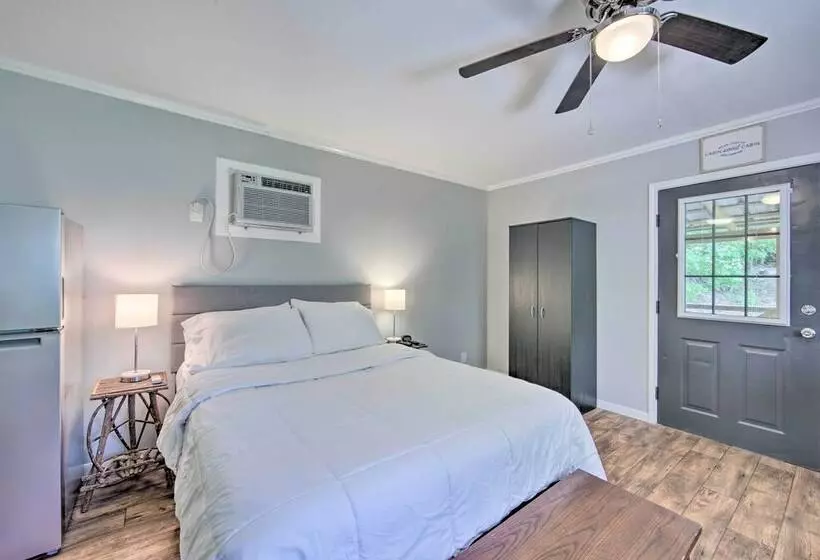 Cozy Studio Cabin On Lake O The Pines W/ Deck!