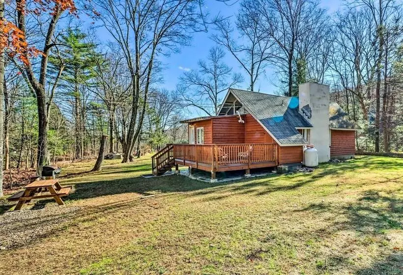 Cozy Tannersville Gem   Ski, Hike, Explore!