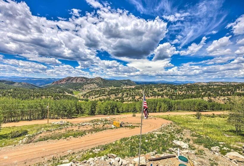 Hot Tub & Mtn View: Cripple Creek Retreat!