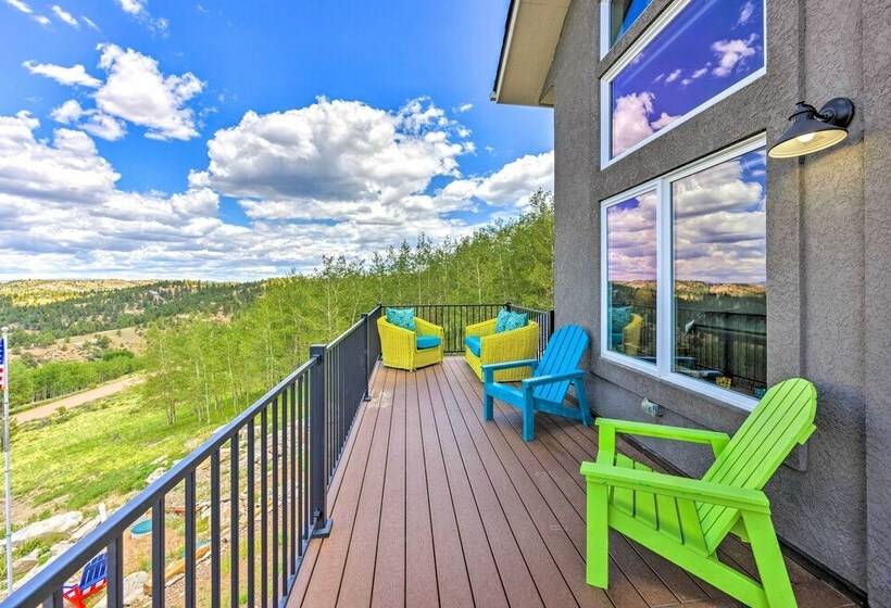 Hot Tub & Mtn View: Cripple Creek Retreat!