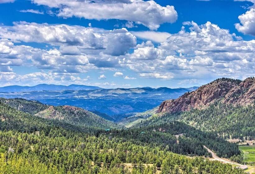 Hot Tub & Mtn View: Cripple Creek Retreat!