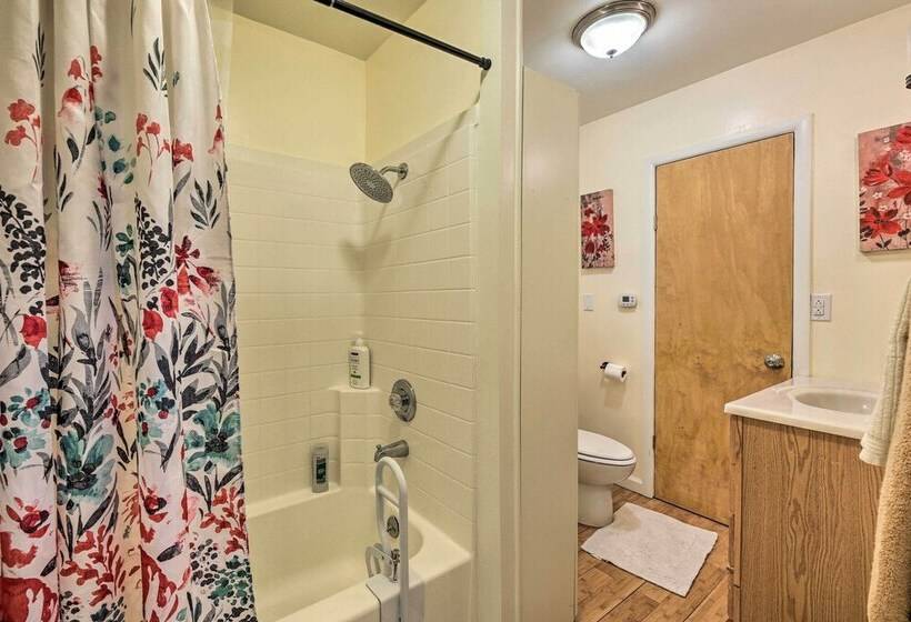 Cute Pinetop Cabin W/ Gas Grill   Hike & Golf!