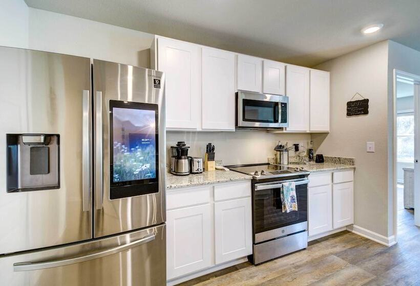 Foley Vacation Rental: 7 Mi To Gulf Shores Beaches