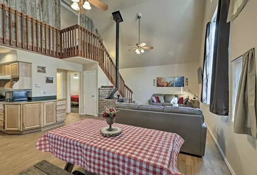 Family Friendly Forested Home W/ Snow Play Area!