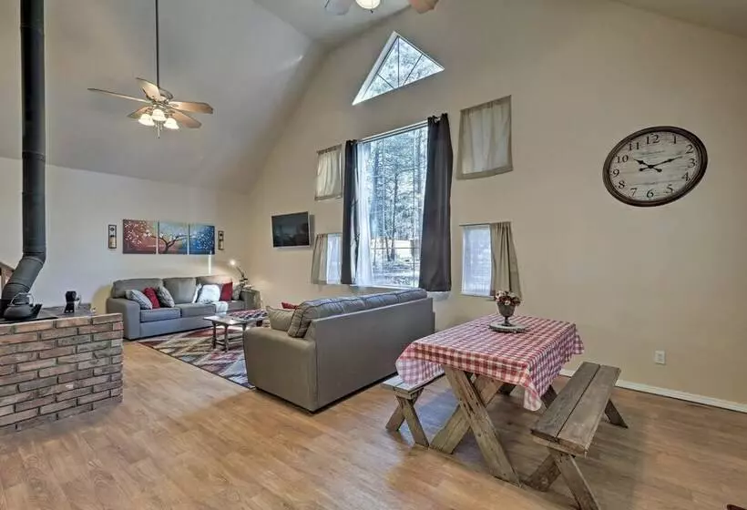 Family Friendly Forested Home W/ Snow Play Area!