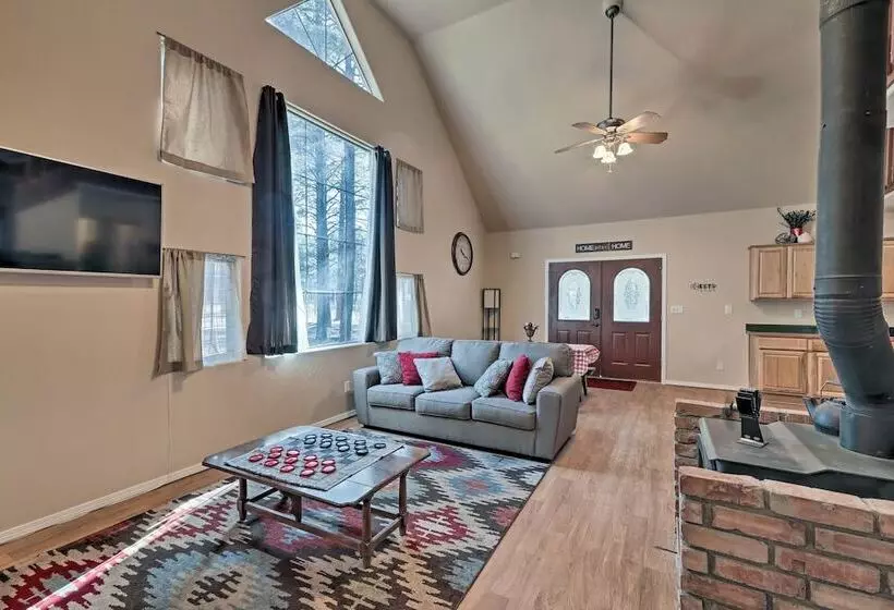 Family Friendly Forested Home W/ Snow Play Area!