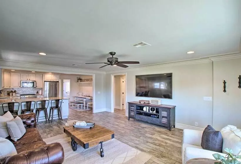 Gilbert Home W/ Fire Pit: Walk To Downtown!