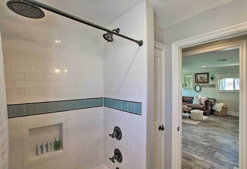 Gilbert Home W/ Fire Pit: Walk To Downtown!