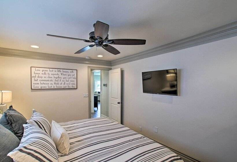 Gilbert Home W/ Fire Pit: Walk To Downtown!