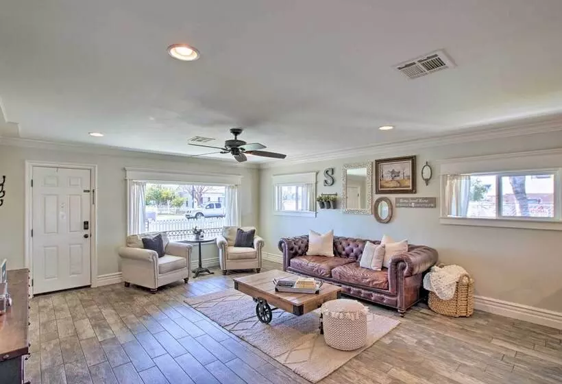 Gilbert Home W/ Fire Pit: Walk To Downtown!