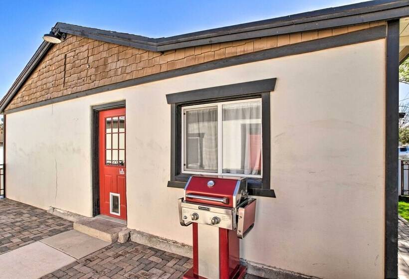 Gilbert Home W/ Fire Pit: Walk To Downtown!