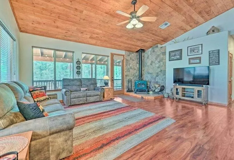 Bring A Pet: Happy Jack Cabin W/ Fire Pit!