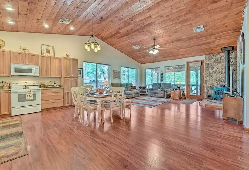 Bring A Pet: Happy Jack Cabin W/ Fire Pit!