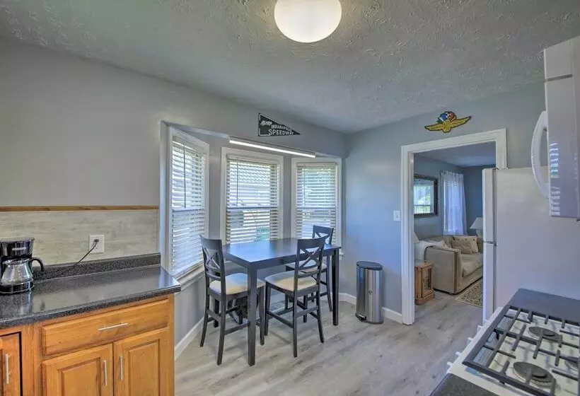 Indianapolis Area Home   Walk To The Speedway!