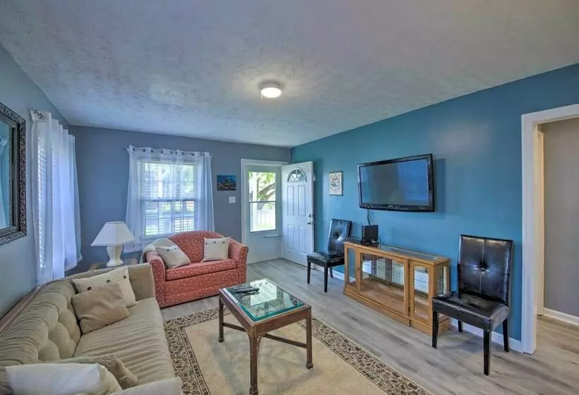 Indianapolis Area Home   Walk To The Speedway!