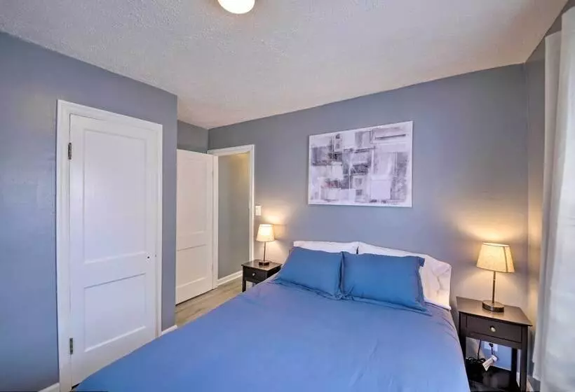 Indianapolis Area Home   Walk To The Speedway!