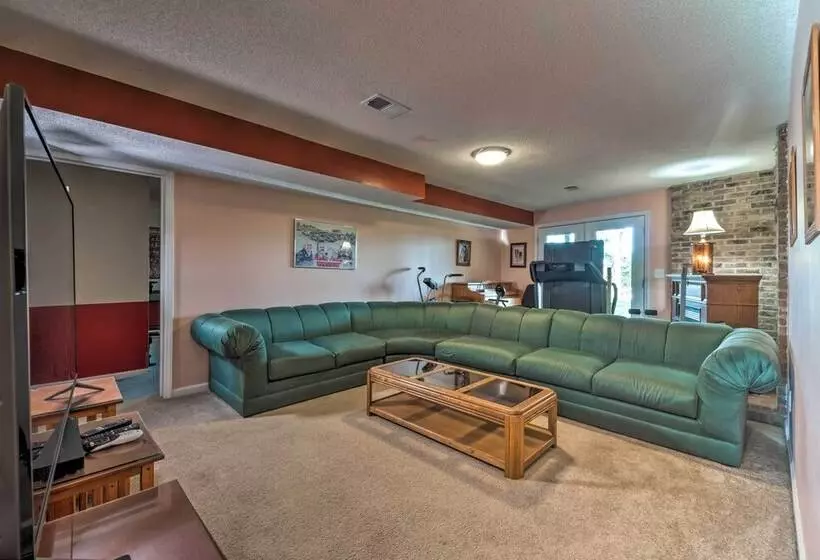 Lake Cumberland Home W/ Deck + Water Access!