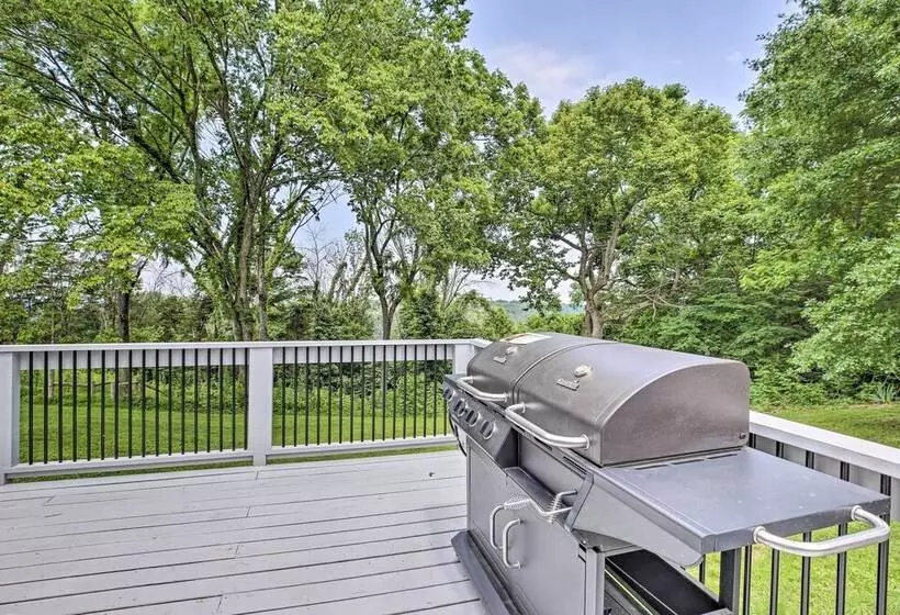 Lake Cumberland Home W/ Deck + Water Access!